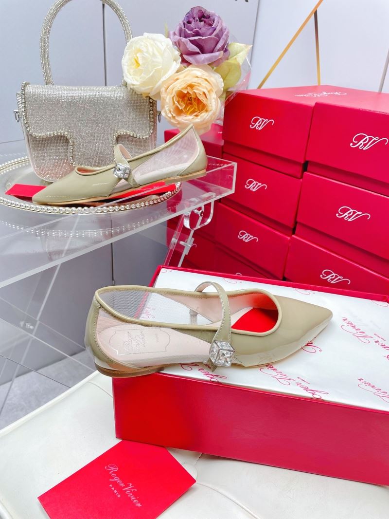 Roger Vivier flat shoes